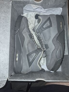 Jordan 4 Wet Cement Sz 9 GREAT CONDITION🔥🔥